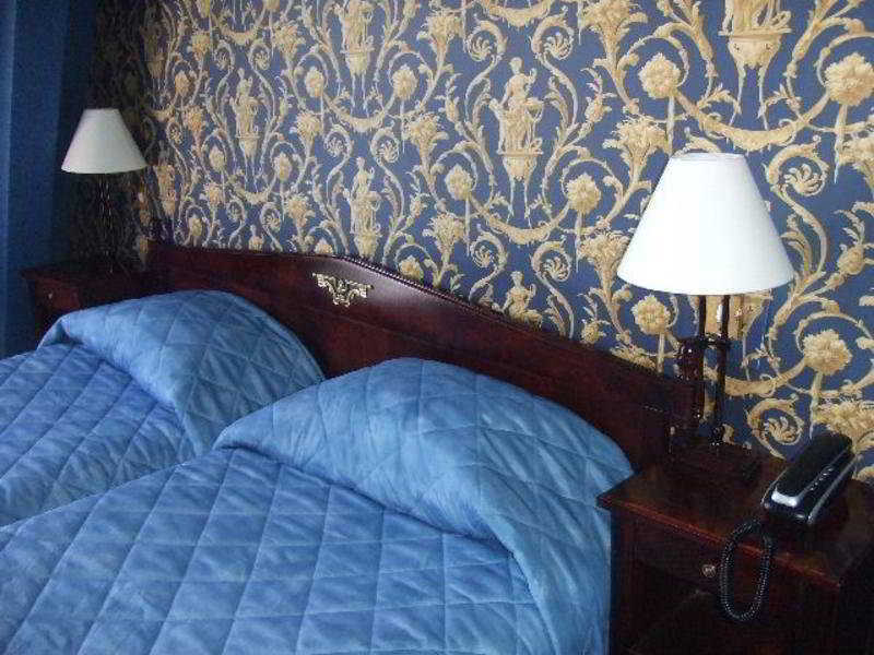 Hotel Maxim Opera Párizs Kültér fotó